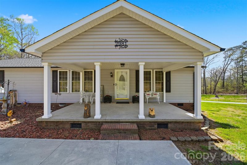2981 Community Rd, Claremont, NC 28610