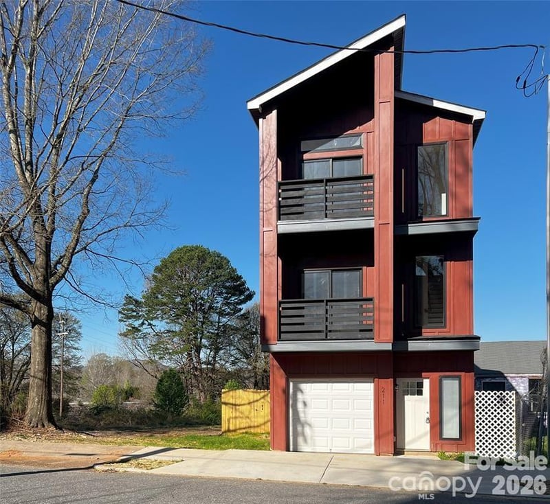 211 S Webb St, Gastonia, NC 28052