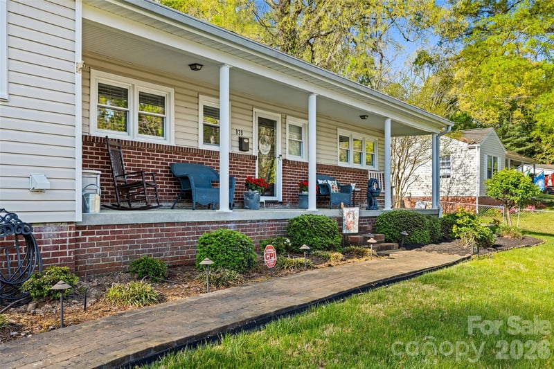 839 W Garrison Blvd, Gastonia, NC 28052
