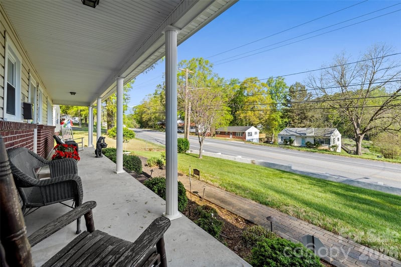 839 W Garrison Blvd, Gastonia, NC 28052