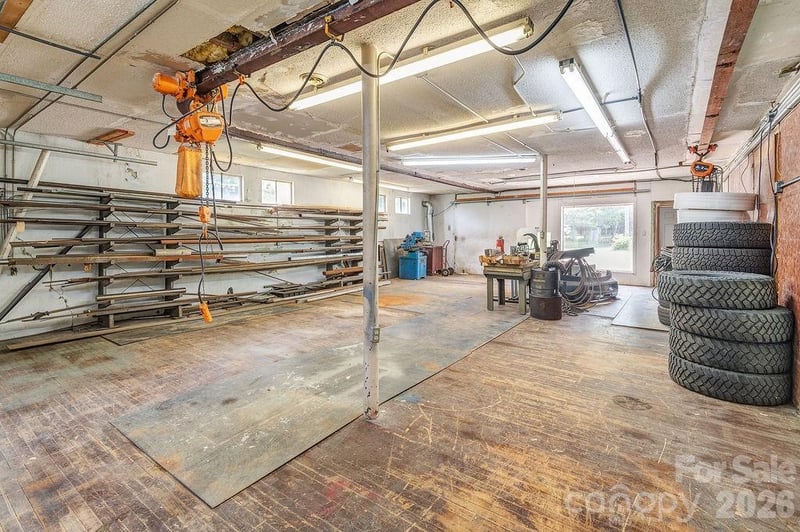 1100-1104 Montreat Rd, Black Mountain, NC 28711