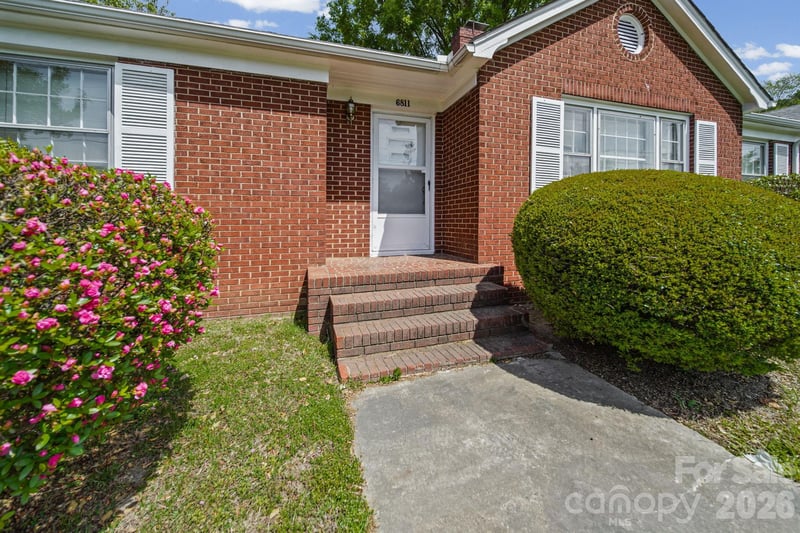 6811 E Marshville Blvd, Marshville, NC 28103