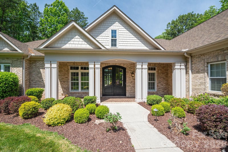 6627 Harbor Oaks Dr, Denver, NC 28037