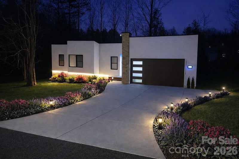 2520 27th Avenue Cir NE, Hickory, NC 28601