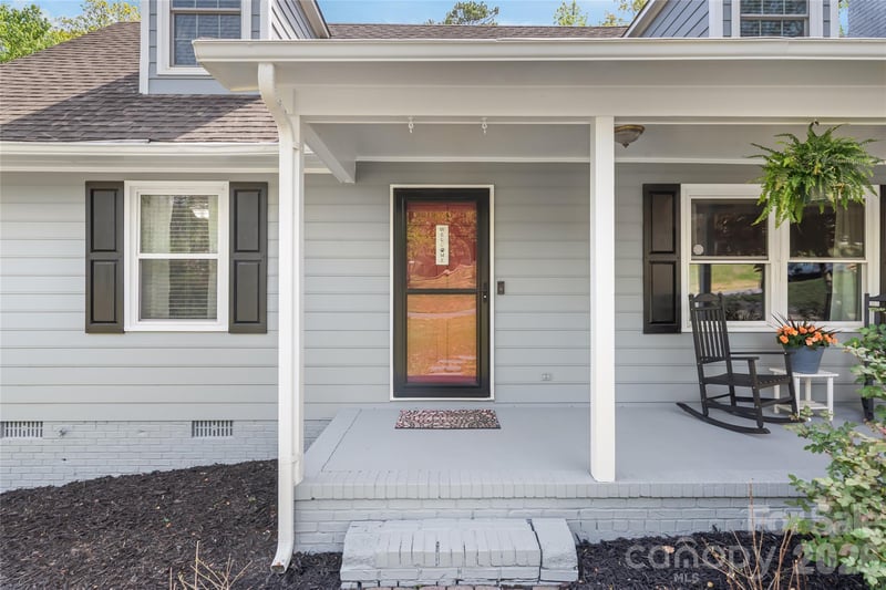 104 Pinetree Dr, Fort Mill, SC 29715