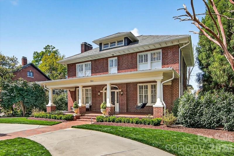700 Queens Rd, Charlotte, NC 28207