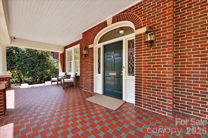 700 Queens Rd, Charlotte, NC 28207