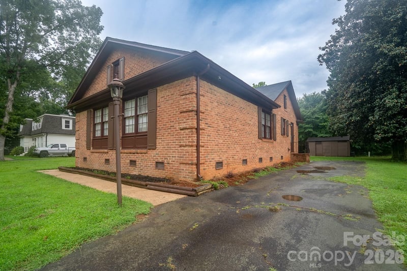 5742 Faulconbridge Rd, Charlotte, NC 28227