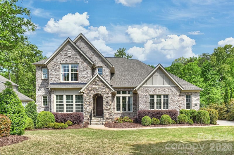 2209 Tatton Hall Rd, Fort Mill, SC 29715