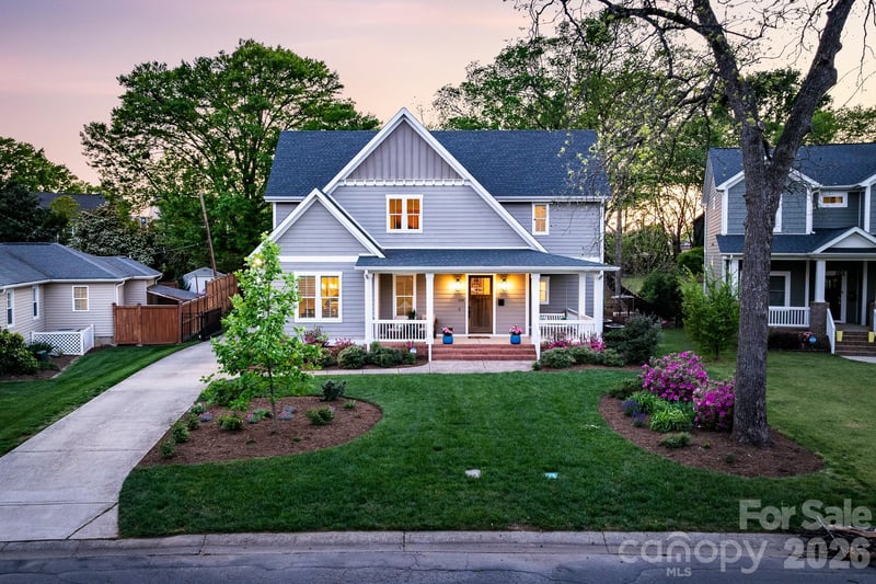 328 Melbourne Ct, Charlotte, NC 28209