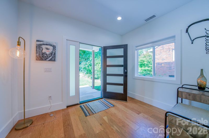 321 Hazel Mill Rd, Asheville, NC 28806