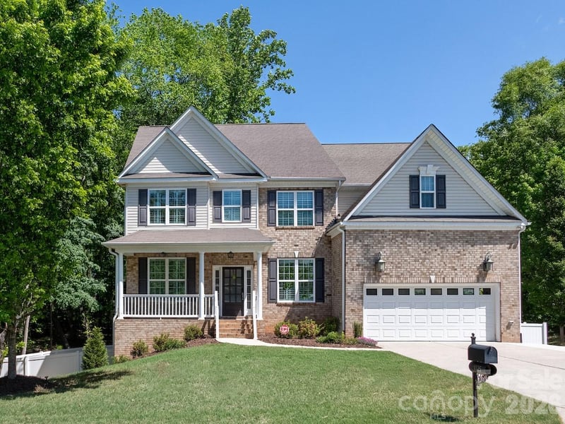 1125 Brookdale Ln, Stanley, NC 28164