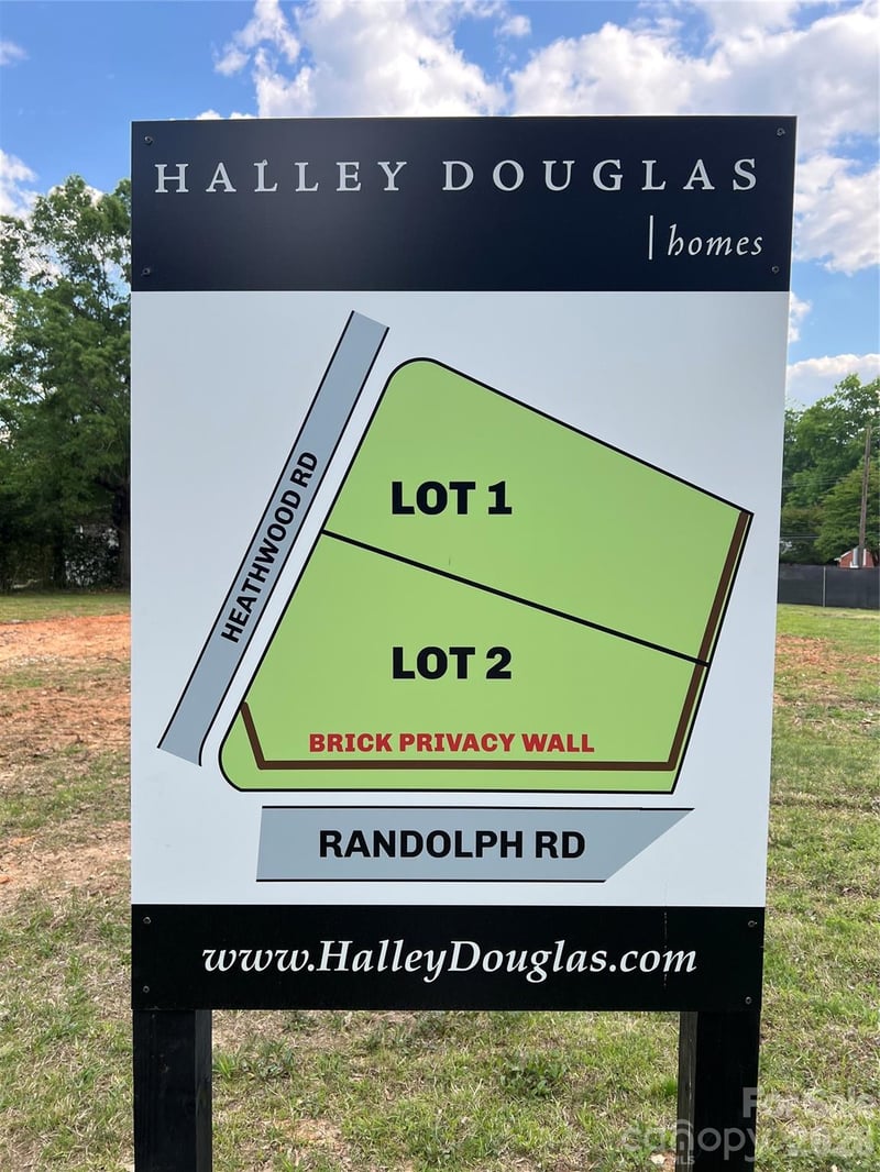 104 Heathwood Rd, Charlotte, NC 28211