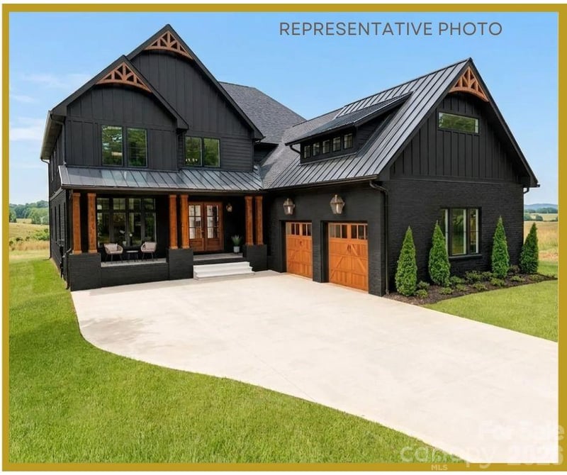 3032 Northampton Dr, Charlotte, NC 28210