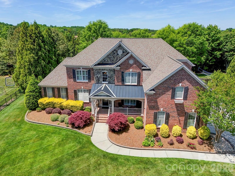 725 Wild Berry Ct, Waxhaw, NC 28173
