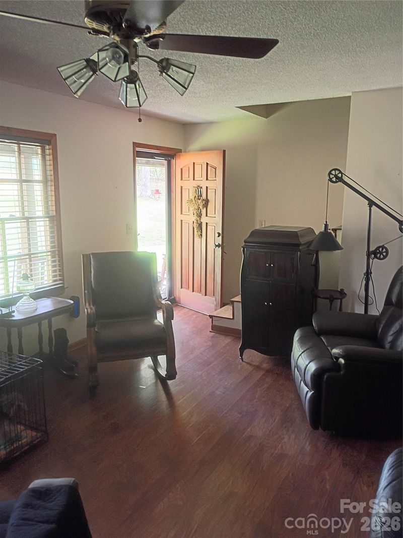 5427 Christopher Rd, Iron Station, NC 28080