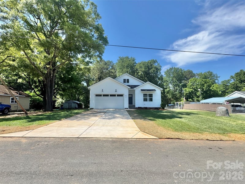 417 W Westview St, Gastonia, NC 28052