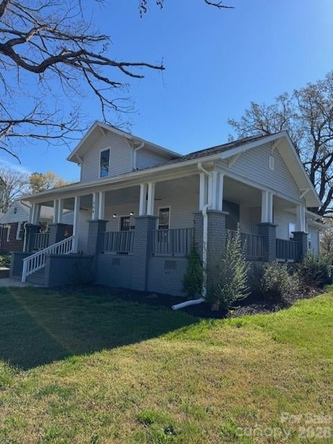 806 4th Street Dr NW, Hickory, NC 28601