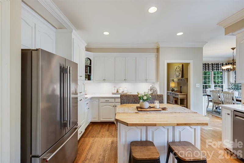 1004 Ashley Pl, Belmont, NC 28012