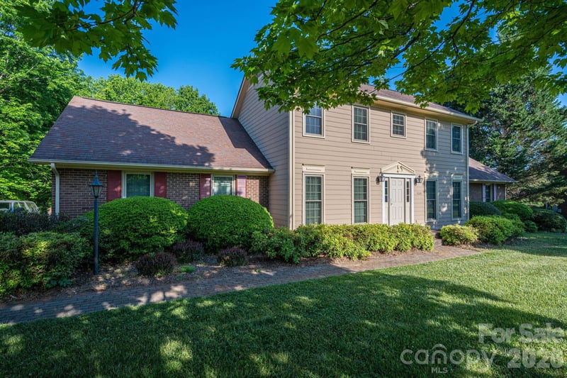 1520 Stableview Dr, Gastonia, NC 28056
