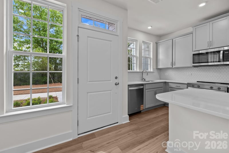 2930 Clyde Dr, Charlotte, NC 28208