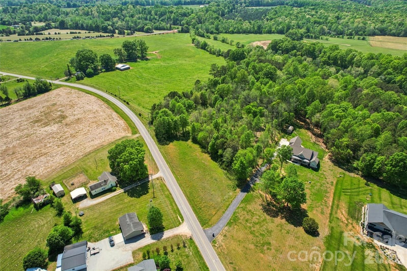 1025 Patterson Farm Rd, Mooresville, NC 28115