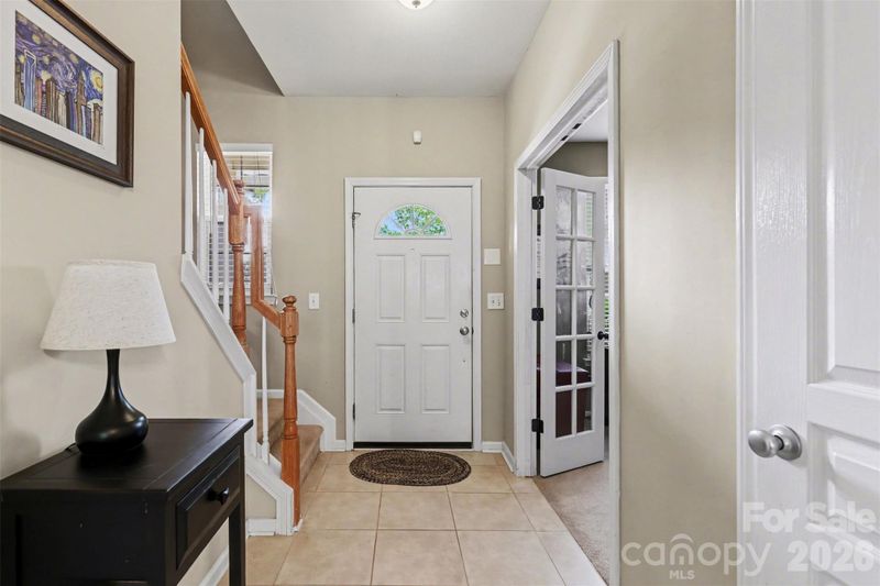 8418 Chaceview Ct, Charlotte, NC 28269