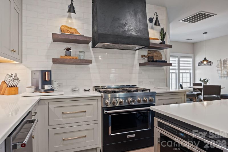 241 N Faulkner Way, Davidson, NC 28036