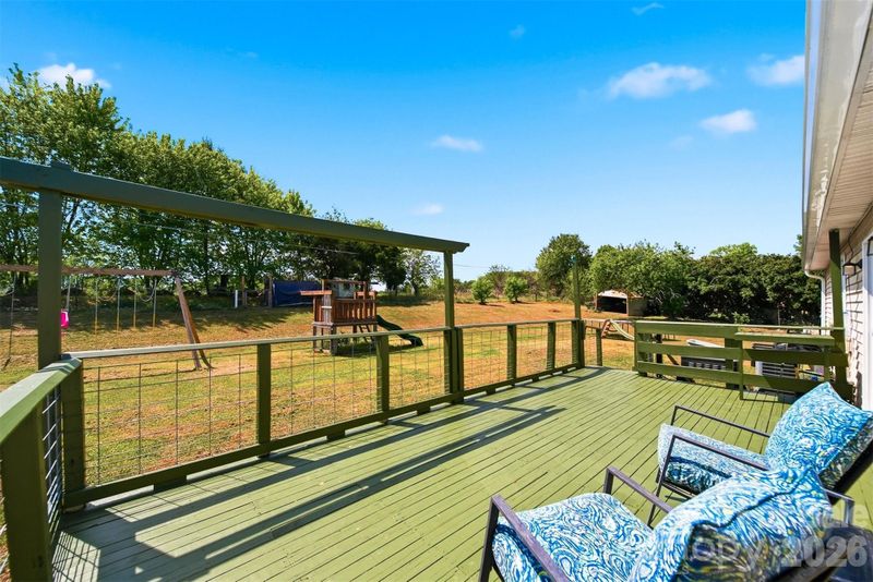 1730 Hamilton St, Hickory, NC 28602
