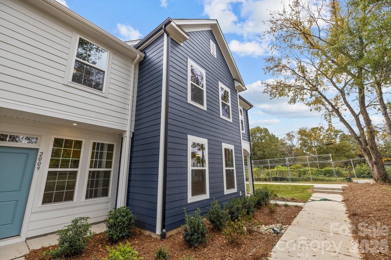 2926 Clyde Dr, Charlotte, NC 28208
