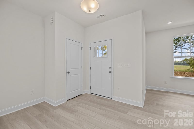 2926 Clyde Dr, Charlotte, NC 28208