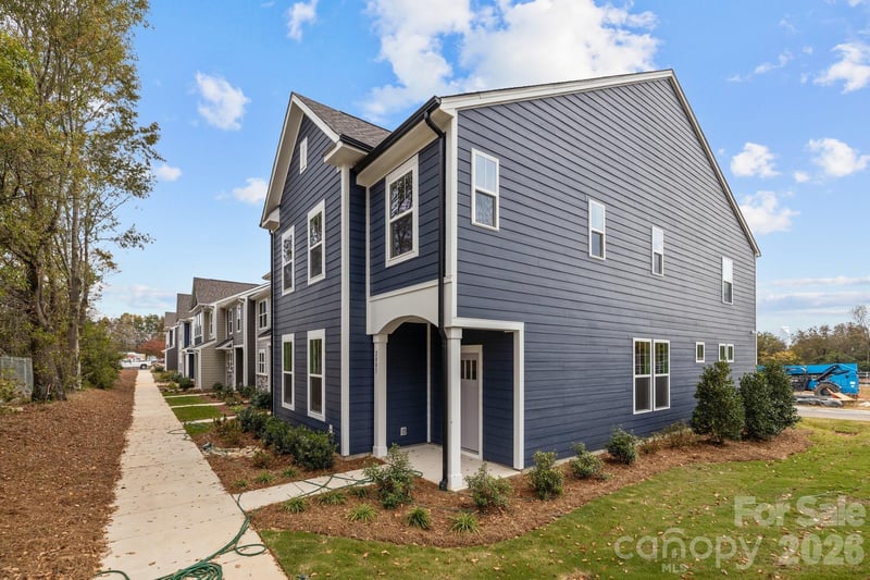 2926 Clyde Dr, Charlotte, NC 28208
