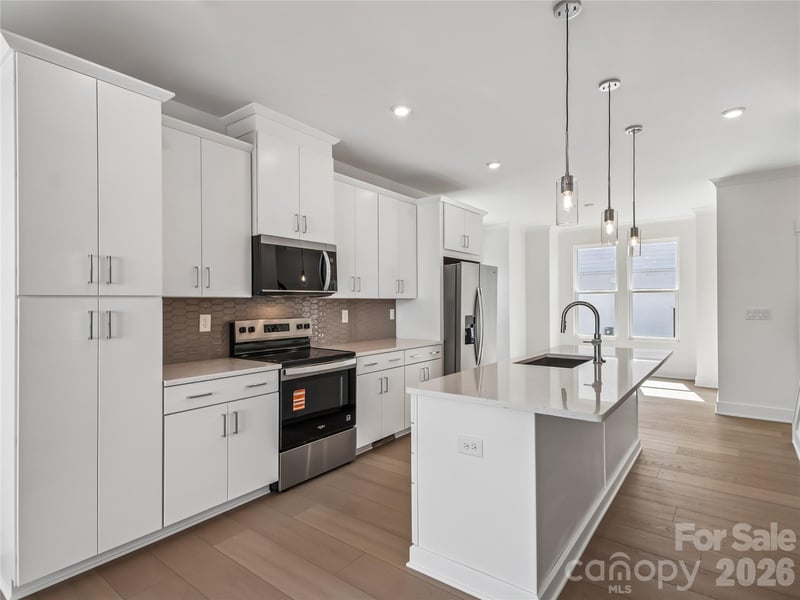 4062 Sophia Dr, Charlotte, NC 28217