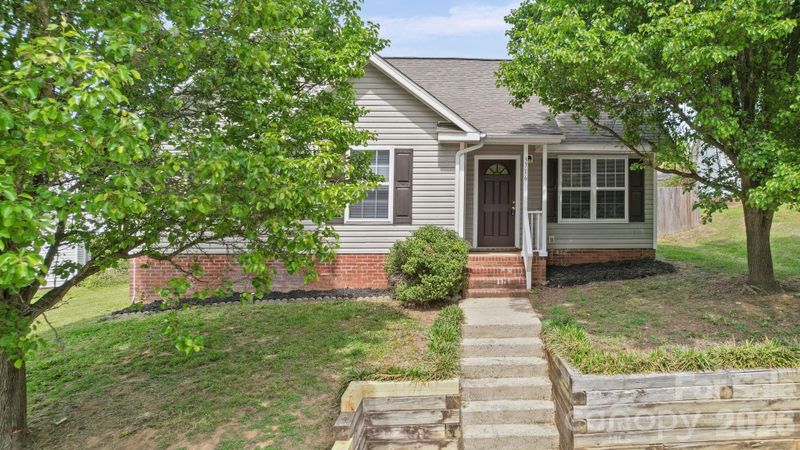 3716 Capps Hill Dr #19, Charlotte, NC 28216