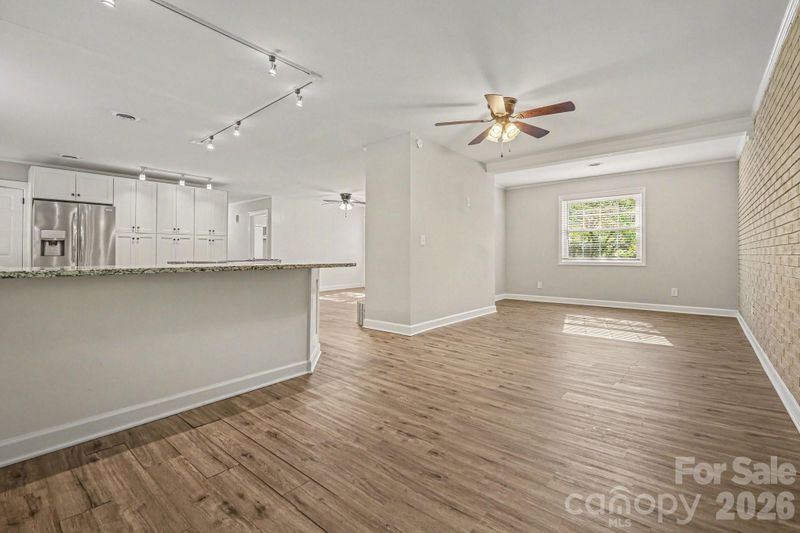 2330 18th St NE, Hickory, NC 28601