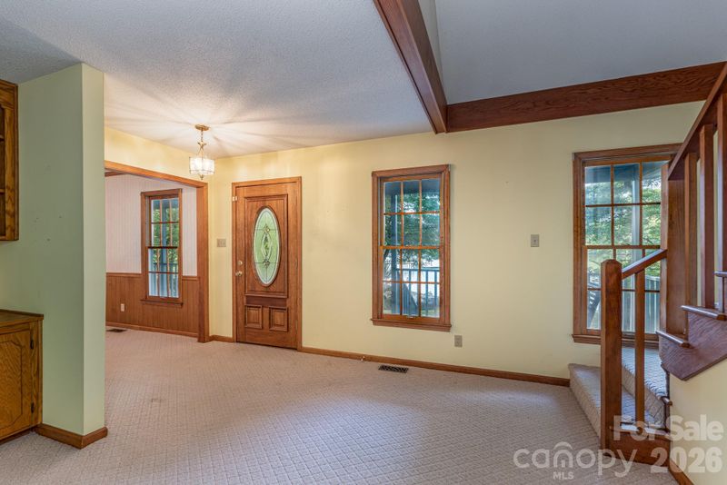 213 Price Place Ln, York, SC 29745