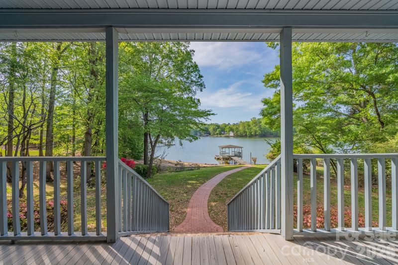 213 Price Place Ln, York, SC 29745