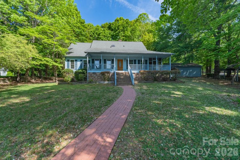 213 Price Place Ln, York, SC 29745