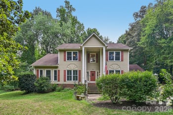 9139 Magnolia Estates Dr, Cornelius, NC 28031