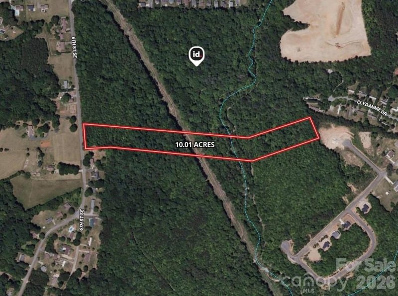 2219 6th St SE, Hickory, NC 28602