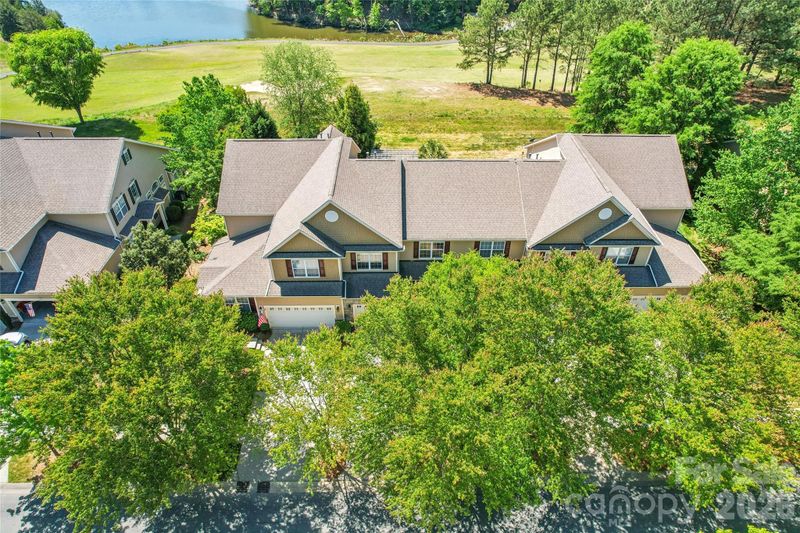 1046 Silver Gull Dr, Tega Cay, SC 29708