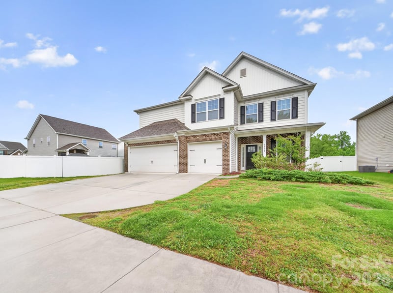 5972 Redwood Pine Rd, Concord, NC 28027