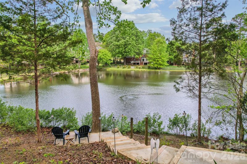 111 Misty Pond Ct, Mooresville, NC 28115