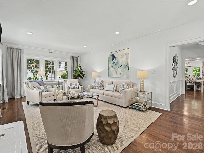 2001 Beverly Dr, Charlotte, NC 28207