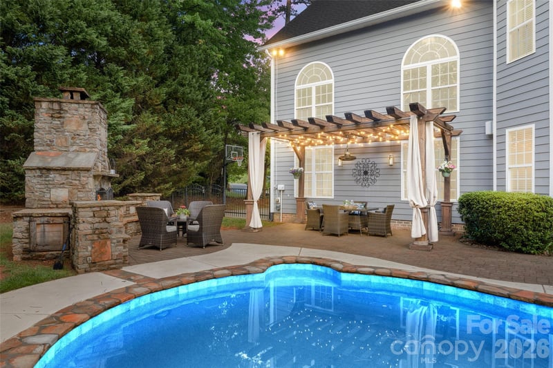 4145 Summit Ridge Ln, Denver, NC 28037