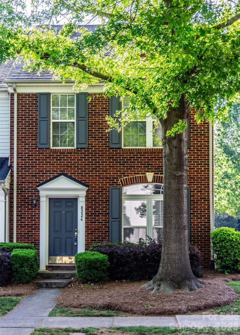 8224 Shinkansen Dr, Charlotte, NC 28213