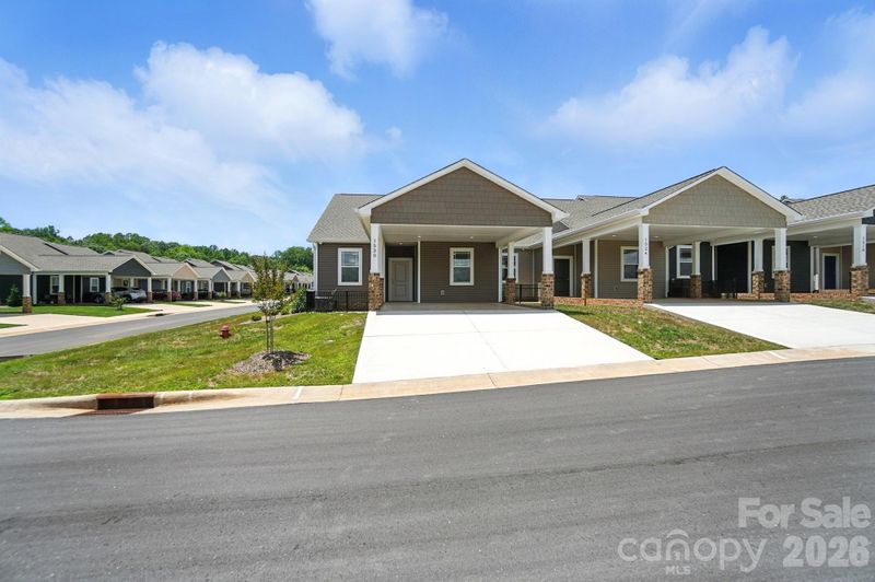 1502 28th Street Ln SE, Hickory, NC 28602