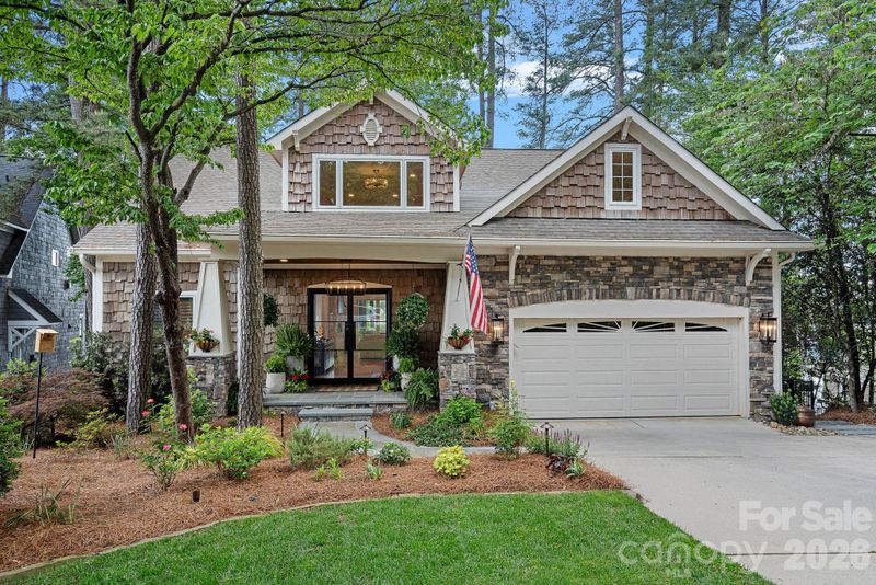 20931 Island Forest Dr, Cornelius, NC 28031