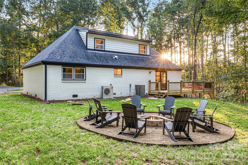840 Jenkins Valley Rd, Alexander, NC 28701