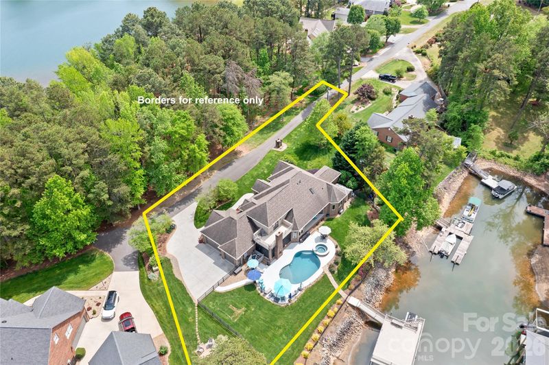 1395 Strawberry Ln, Denver, NC 28037